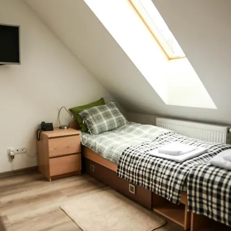 Na Poddaszu 22 * クフィルチ