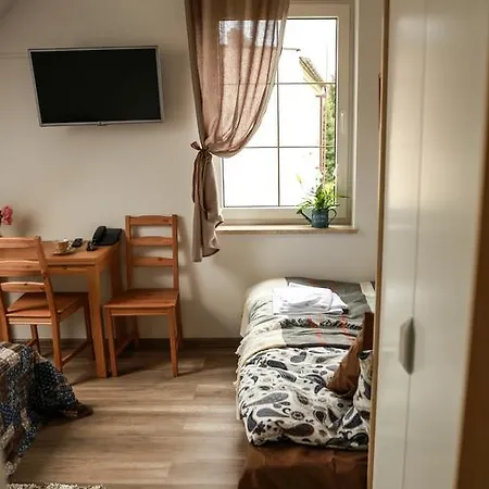 Na Poddaszu 22 크빌체